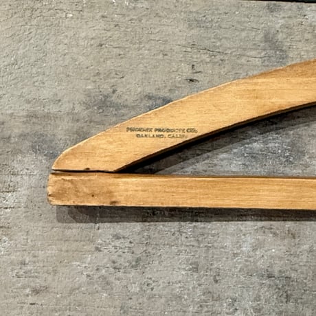 Wooden Hanger (3本セット) B