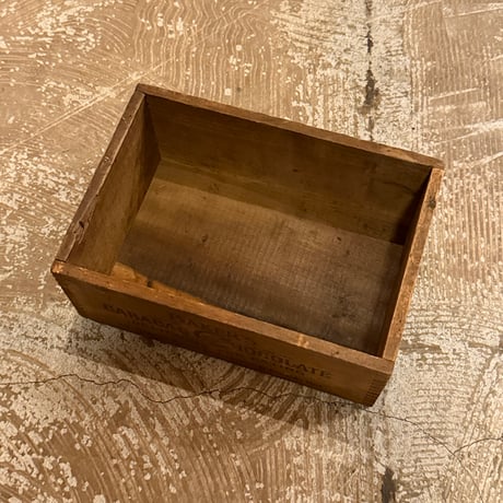 WALTER BAKER & Co. WOOD BOX