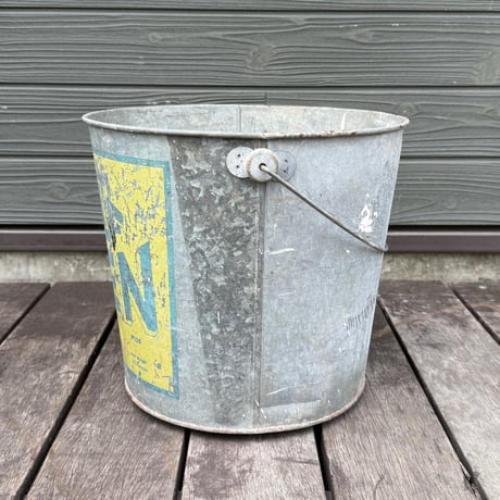 Feed Bucket