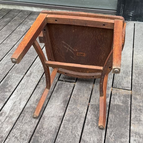 Oak Arm Chair (B)