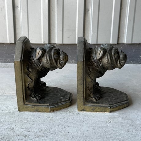 Bulldog Bookend