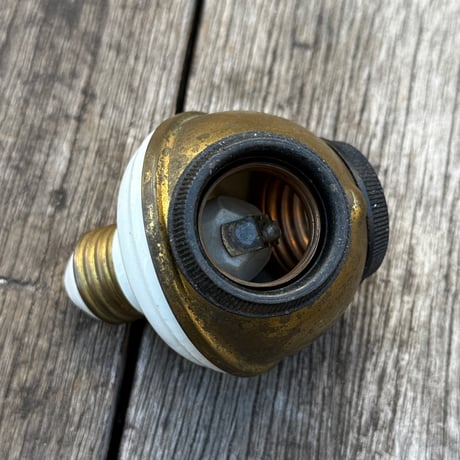 Benjamin Socket 2灯