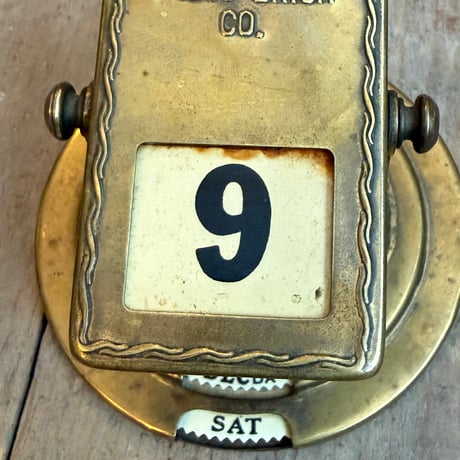 Flip Desk Calendar