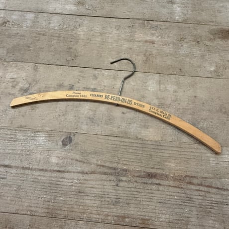 Wooden Hanger (3本セット)