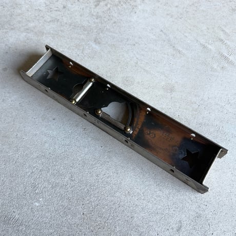 Japanned Leveler