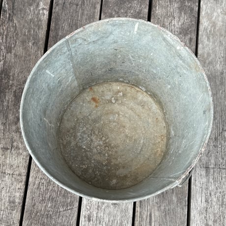 Feed Bucket