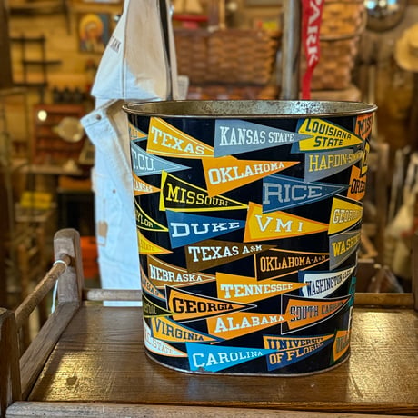 Pennant Trash Can