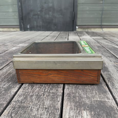 Biscuit Glass Case