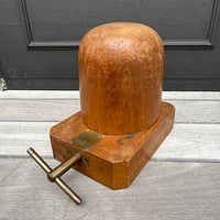 Hat Stretcher