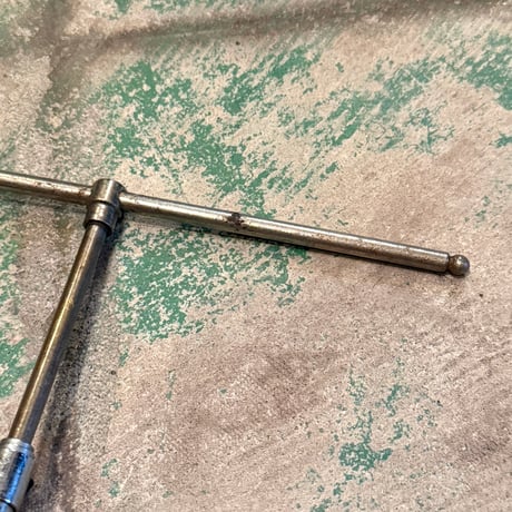 T Bar Stand