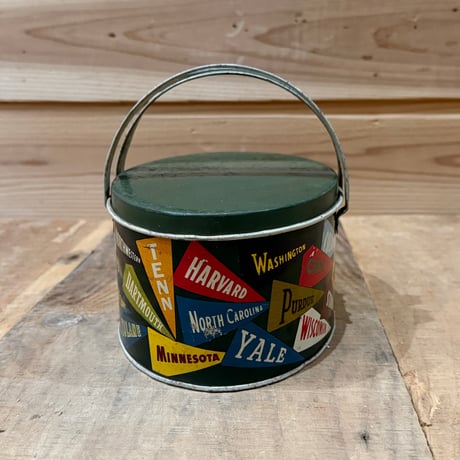 Pennant Lunch Box