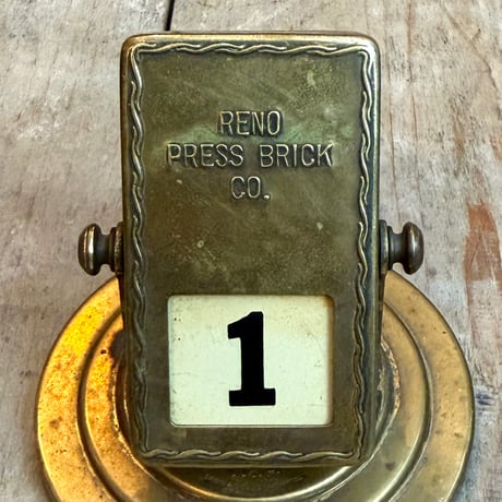 Flip Desk Calendar