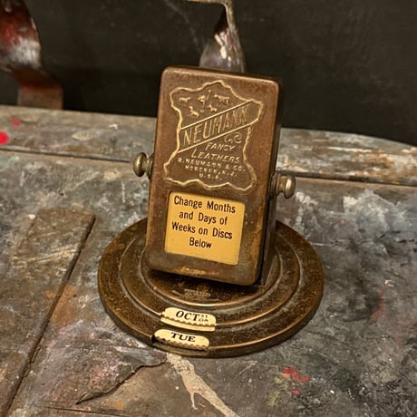 Desk Calendar