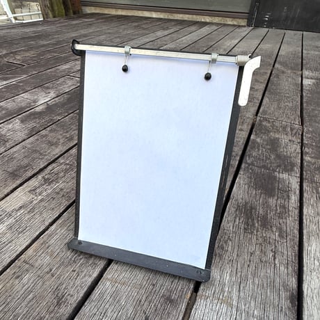 Manuscript stand