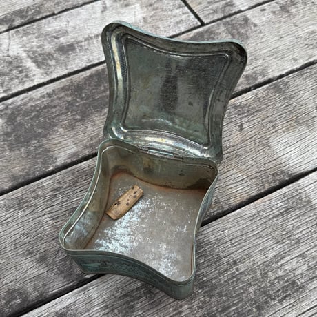Tobacco Tin