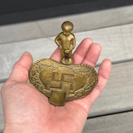 Manneken Pis Ashtray