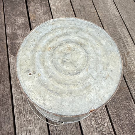 Feed Bucket