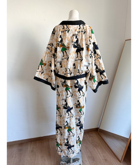 used_gown