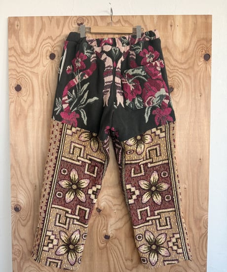 TAYO_rug pants
