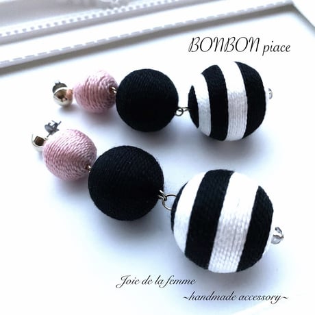 ボンボンイヤリング | STORES
