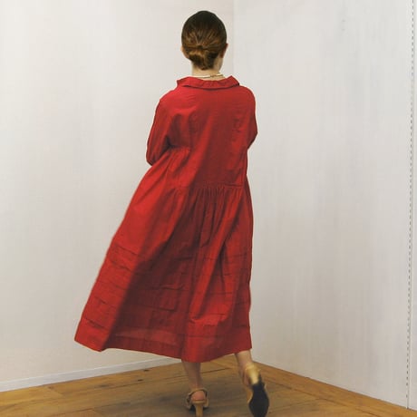 point de Japon / Pintuck Gathered Shirt Dress / Red