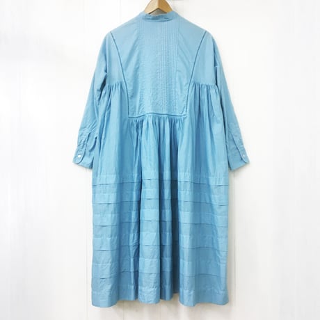 point de Japon / Band Collar Pintuck Gathered Dress / Light Blue