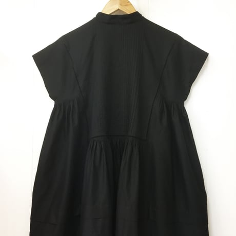 point de Japon / Pintuck Gathered Sleeveless Dress / Black