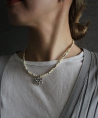 Flower×Mother of pearl short necklace(MA-N-48)
