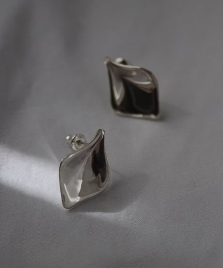 Laceleaf pierce M(MA-P-33)