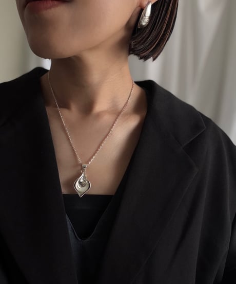 Calla lily necklace(MA-N-61)