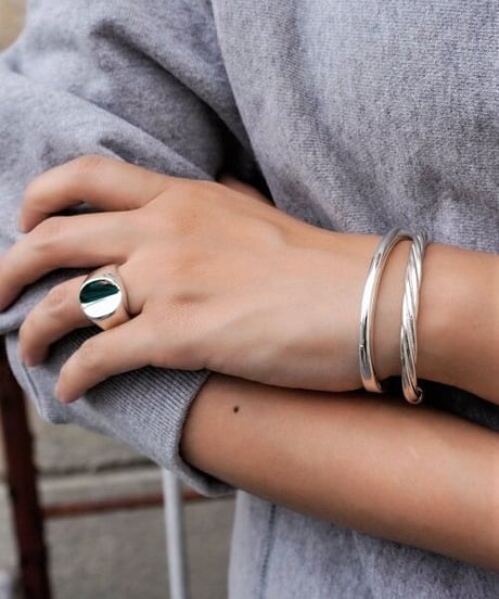 Twist  bangle (MA-B-02)