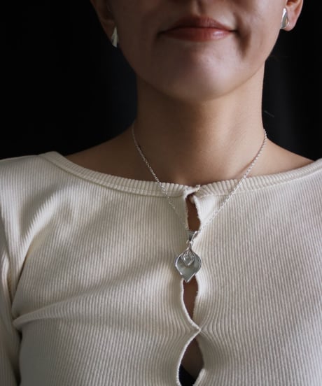 Calla lily necklace(MA-N-61)
