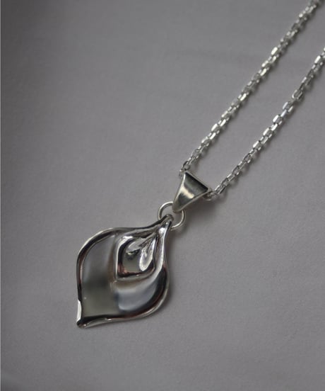 Calla lily necklace(MA-N-61)