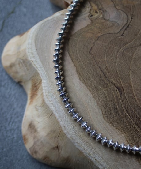 Abacus short necklace (MA-N-06)