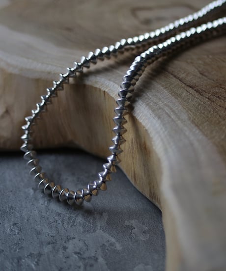 Abacus middle necklace (MA-N-07)