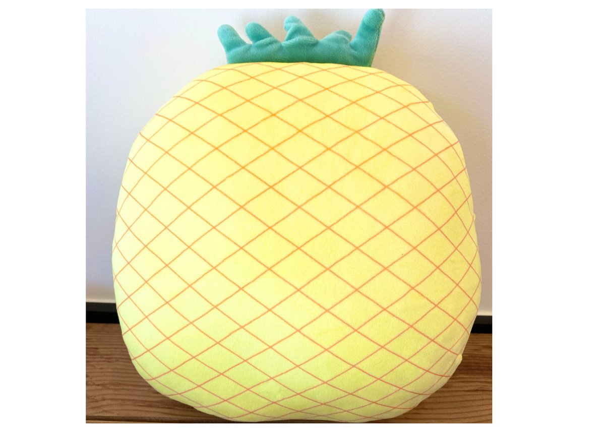 パイナップルぬいぐるみクッション | そらとぶパイナップル