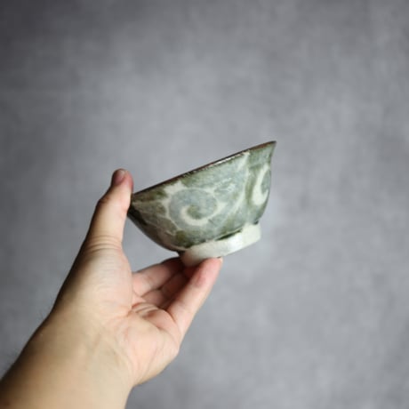 4寸マカイ4 黒呉須釉 唐草 やちむん 陶器 榮一工房:7013034