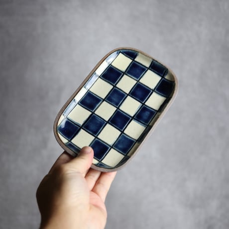 長角皿 小 格子 呉須 白 やちむん 陶器 一翠窯:7021001