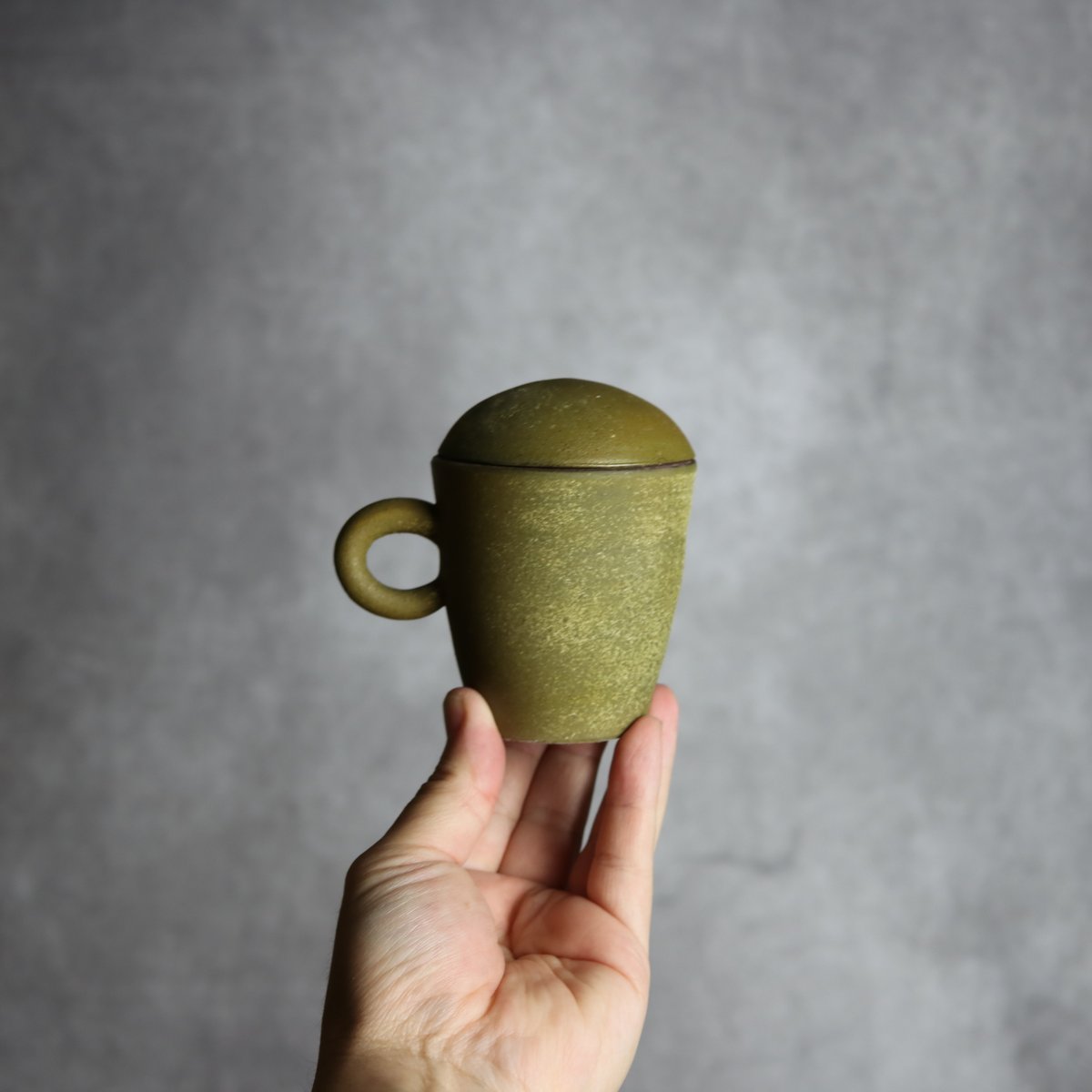 蓋付きカップ1 やちむん 陶器 南蛮焼知念窯 :7209019 | MADE IN OKINA