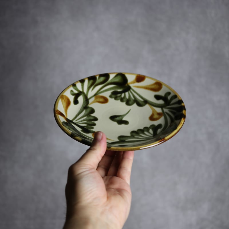 大嶺實清 石嶺窯 呉須唐草皿 6寸鉢 やちむん 壺屋焼 6寸皿 黒呉須 唐草 やちむん 陶器 陶眞窯| mundasui