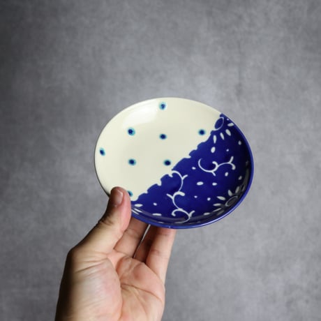 4寸皿 呉須釉 唐草 やちむん 陶器 高江洲陶磁器:7205003