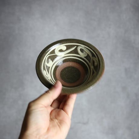 4寸ワンブー1 イッチン 唐草 やちむん 陶器 百草陶房 : 7032027