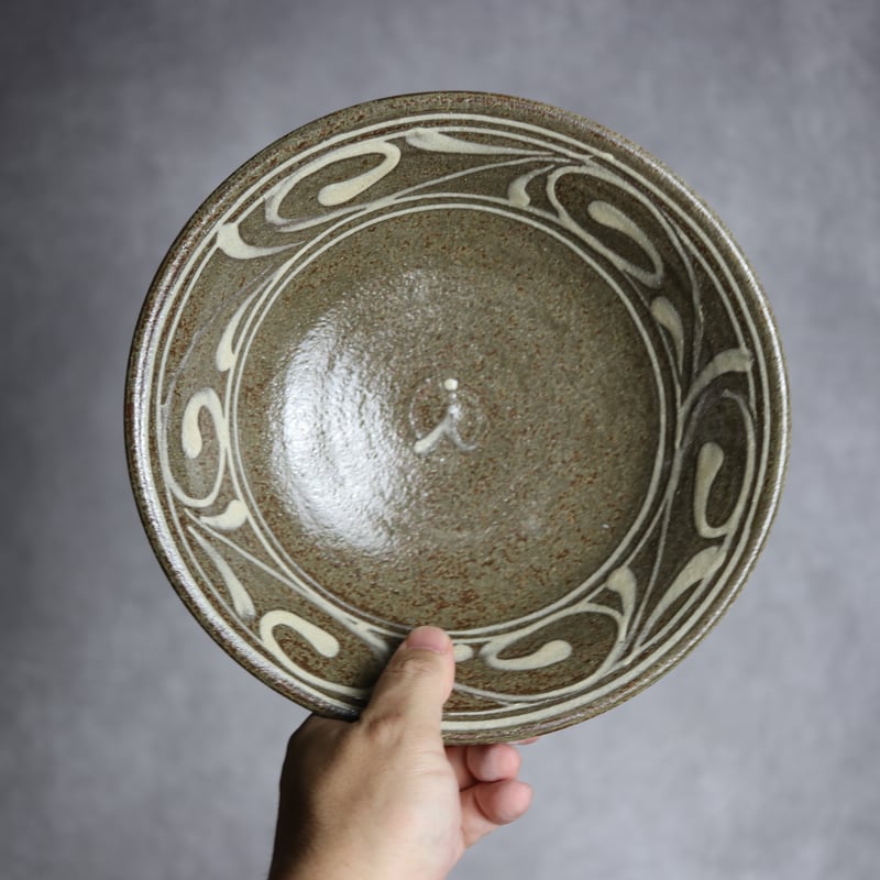 7寸鉢1 イッチン 唐草 やちむん 陶器 榮一工房:7013075 | MADE