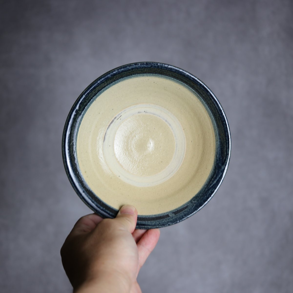 5寸皿1 呉須釉 指描 やちむん 陶器 北窯 宮城正享工房:7005004 | MADE