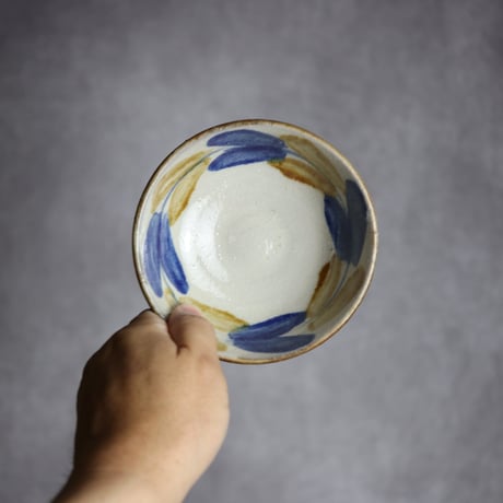 4寸鉢S1 飴 呉須釉 双葉 やちむん 陶器 漂窯:7010012