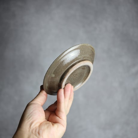 4寸皿 線彫唐草 やちむん 陶器 真南風工房:7011002