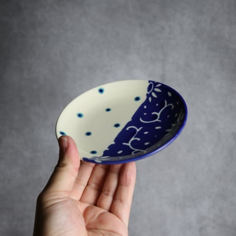 4寸皿 呉須釉 唐草 やちむん 陶器 高江洲陶磁器:7205003