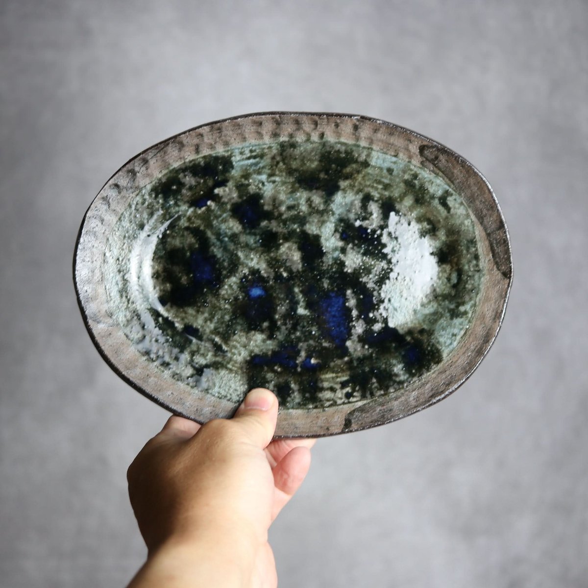 オーバルリム皿S1 孔雀 やちむん 陶器 sui:7022056 | MADE IN OKIN