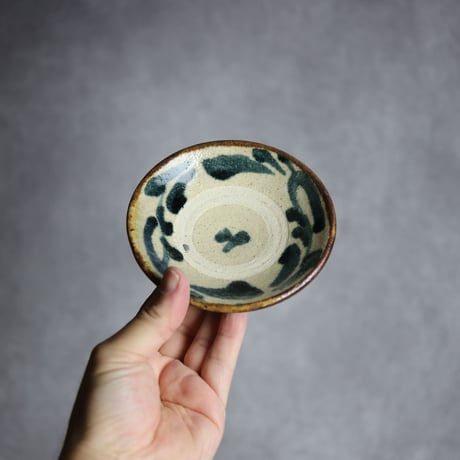 3.5寸皿3S 呉須釉 唐草 やちむん 陶器 北窯 松田共司工房:7004003