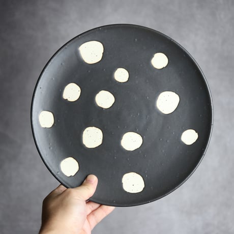 モノクロ皿 丸 大 やちむん 陶器 陶factory509:7017024